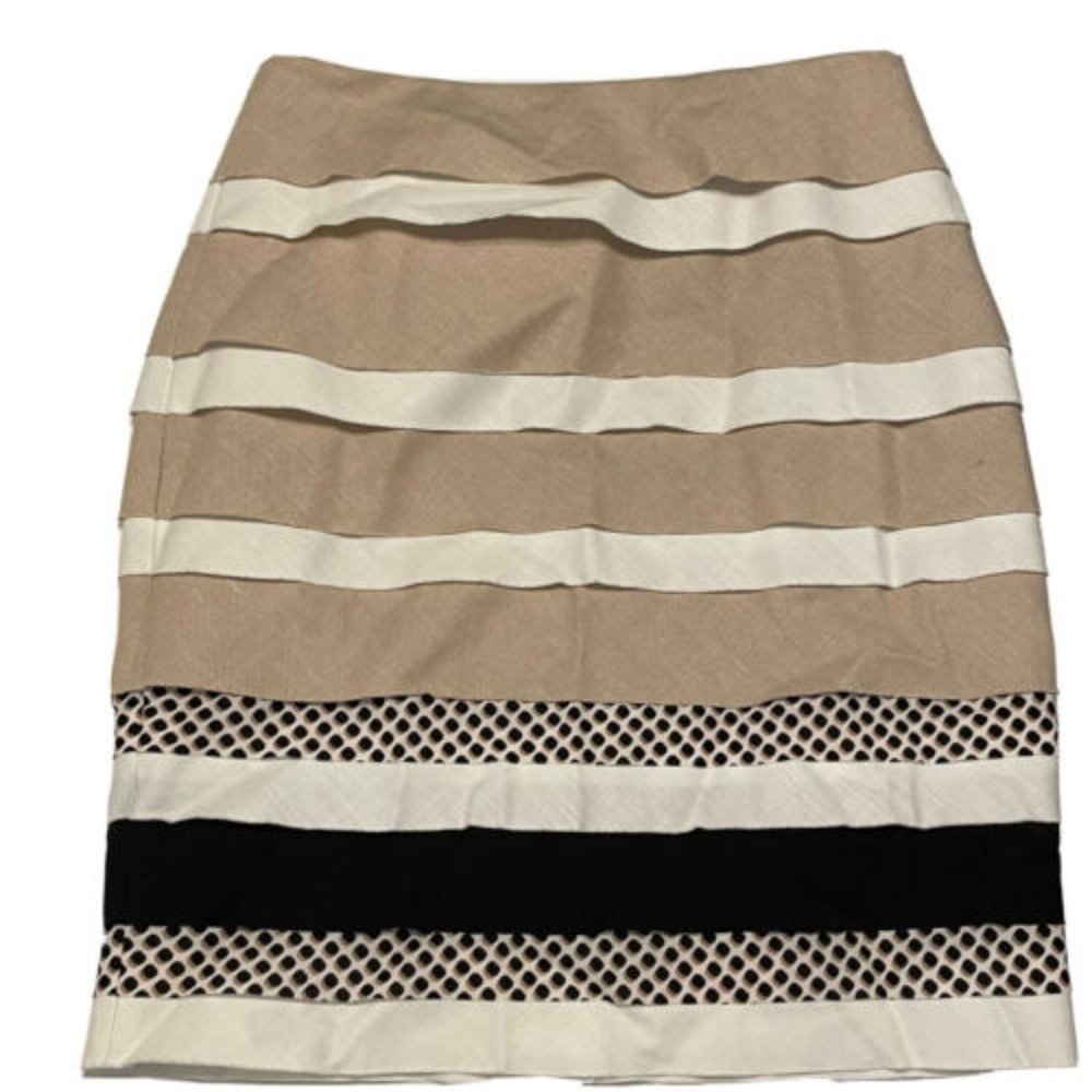 Whbm White House Black Market  Womans Sz 0 Straight pencil Ruffle Linen Skirt